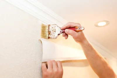 Pose de papier peint à Melleray — revêtements muraux et toiles de verre